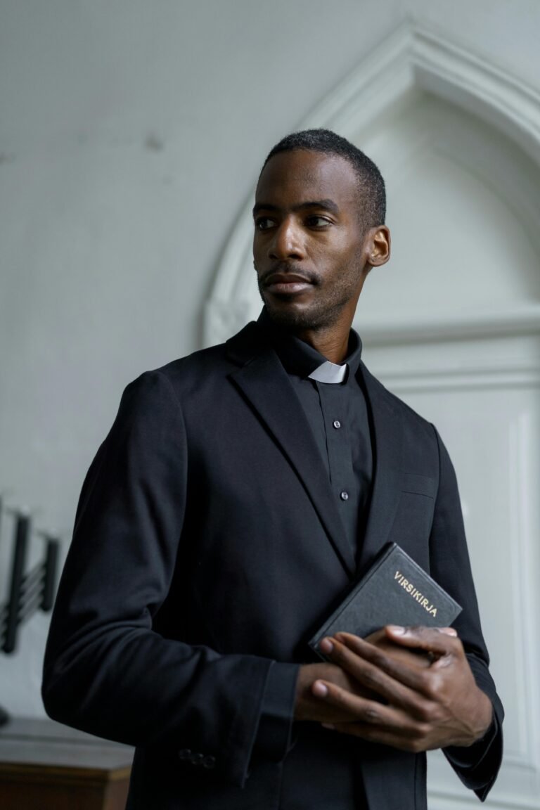 Benefits of Giving to Your Pastor Biblically